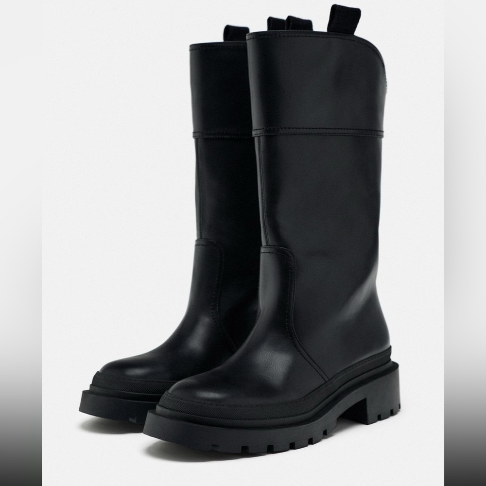 NWOT Zara low heel rubber sole black boots